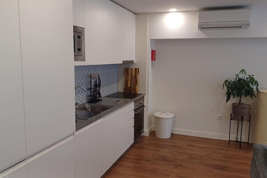 A H - Apartment Oporto Downtown Εξωτερικό φωτογραφία
