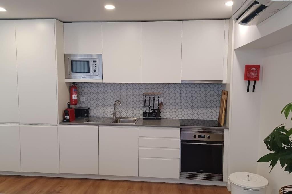 A H - Apartment Oporto Downtown Εξωτερικό φωτογραφία