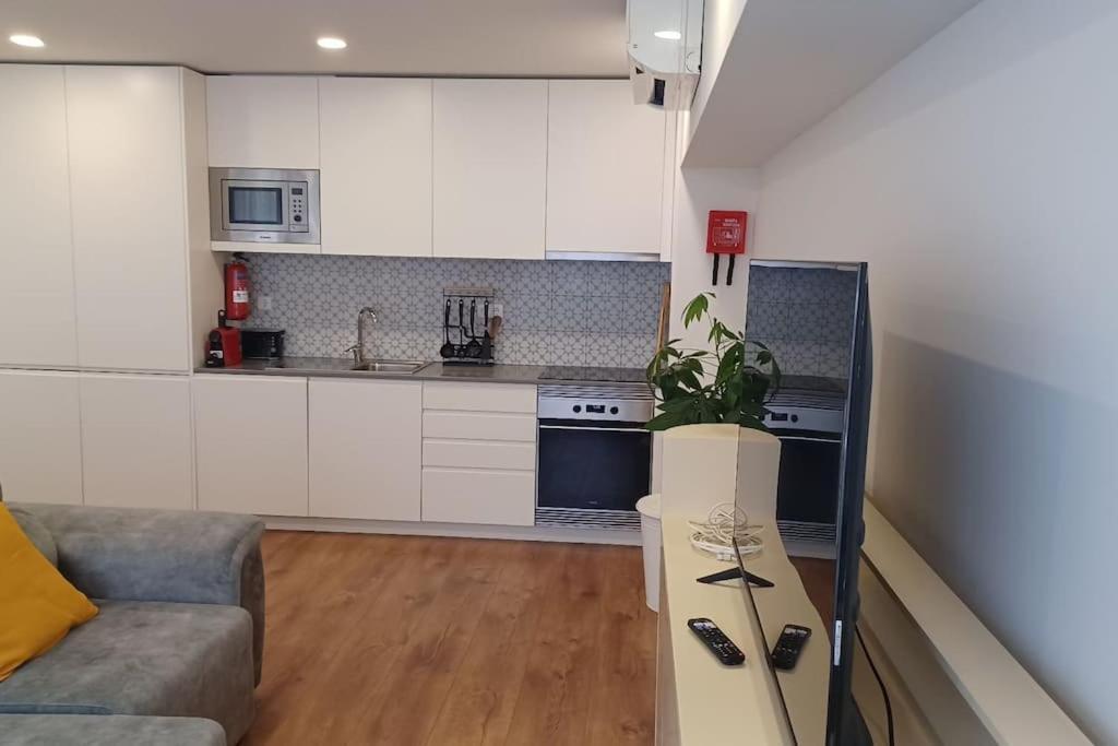 A H - Apartment Oporto Downtown Εξωτερικό φωτογραφία