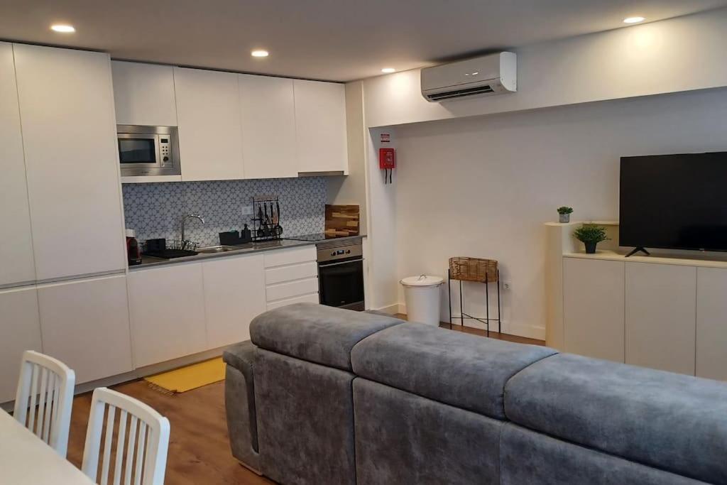 A H - Apartment Oporto Downtown Εξωτερικό φωτογραφία